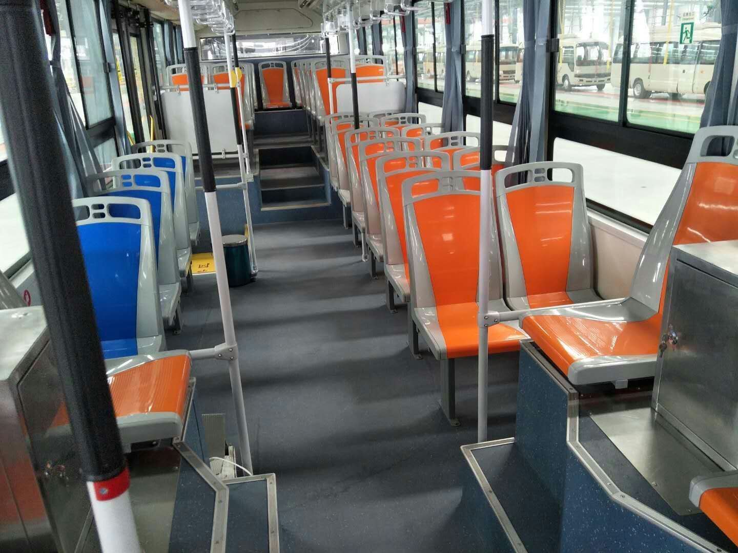 bus seat11.jpg bus seat11.jpg